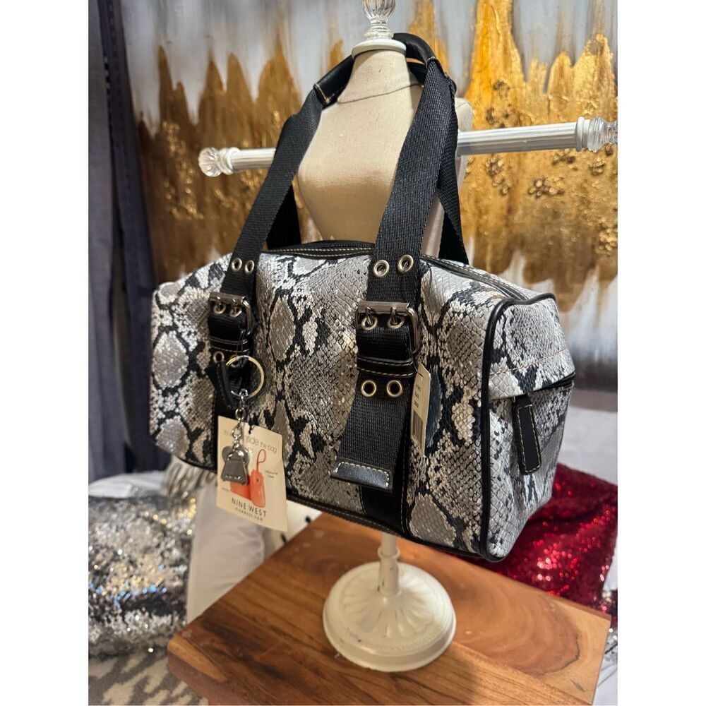 Nine West nwt snakeskin  barrel shoulder bag tote purse pocketbook